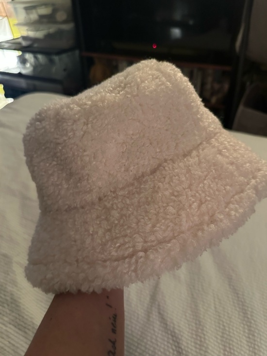 Accessories - Cozy Faux Sherpa Bucket Hat - Soft Cream - Adjustable